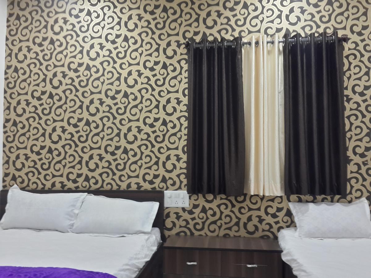 Hotel Holiday Era Opposite Railway Station Aurangabad  Exterior photo